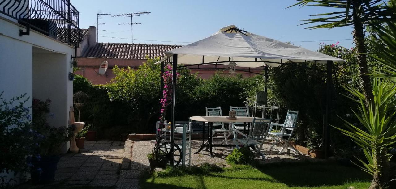 サン・パンタレオ La Porta Sulla Costa Bed & Breakfast エクステリア 写真