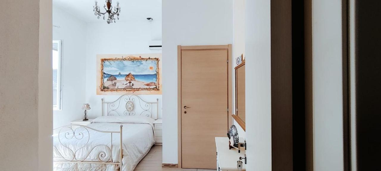 サン・パンタレオ La Porta Sulla Costa Bed & Breakfast エクステリア 写真