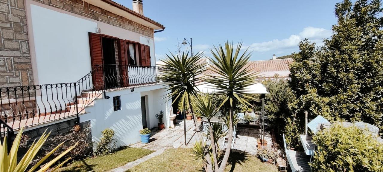 サン・パンタレオ La Porta Sulla Costa Bed & Breakfast エクステリア 写真