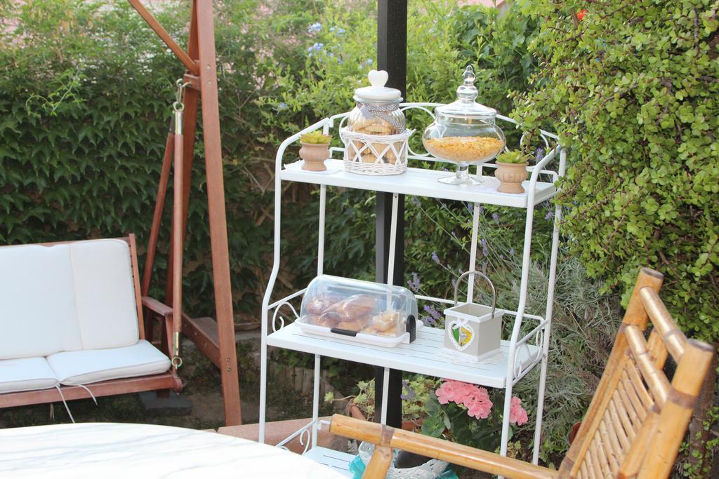 サン・パンタレオ La Porta Sulla Costa Bed & Breakfast エクステリア 写真