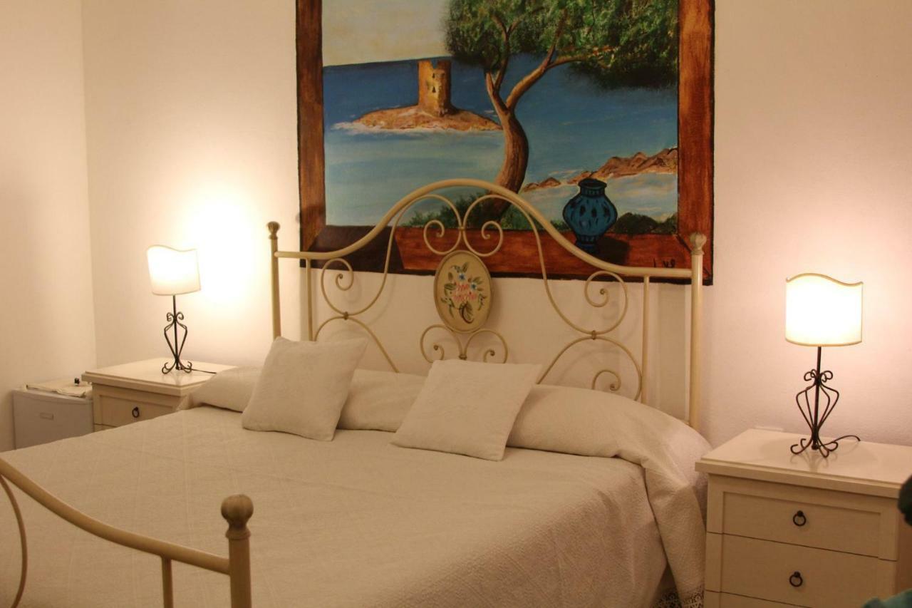 サン・パンタレオ La Porta Sulla Costa Bed & Breakfast エクステリア 写真
